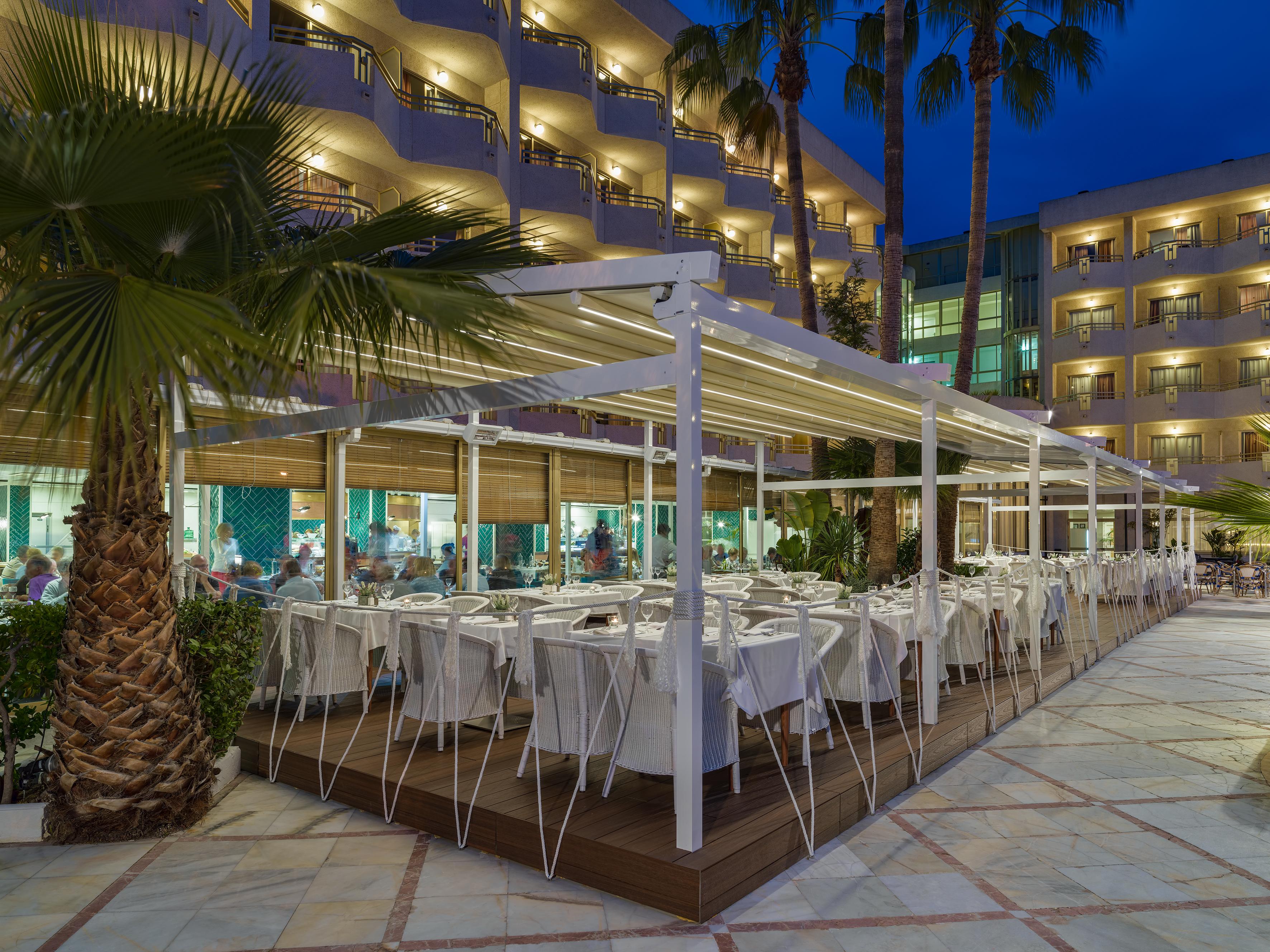 Hotel H10 Playa