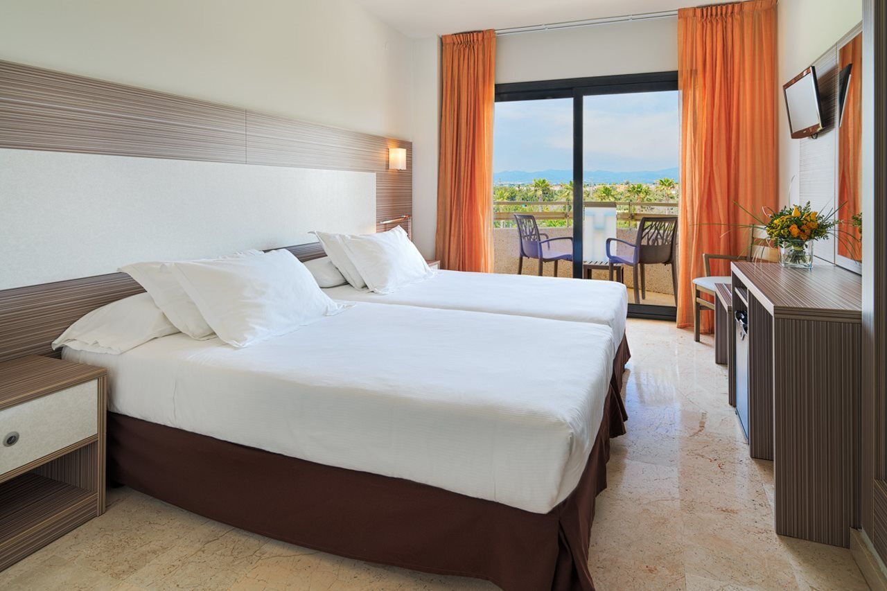 Hotel H10 Playa
